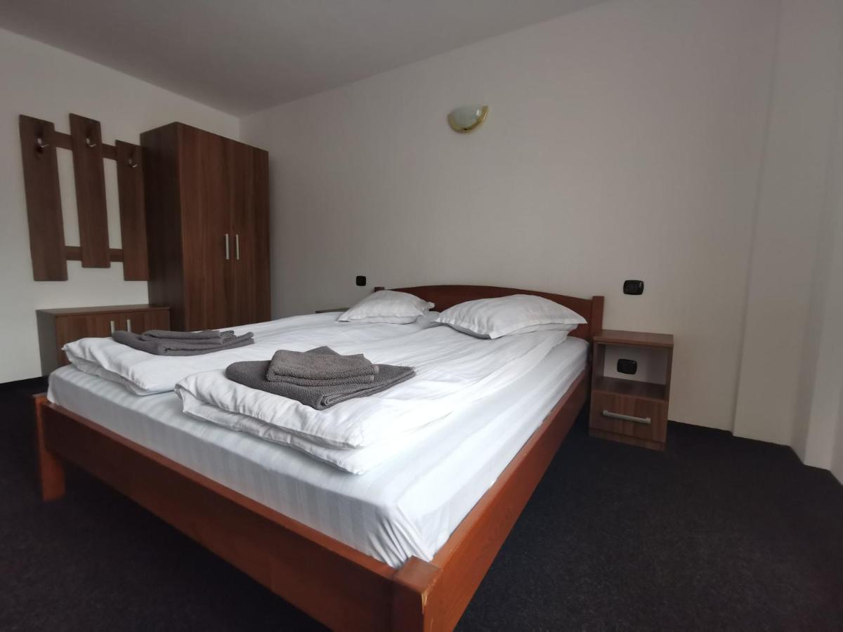 Cabana Cascada Cailor Hotel Borsa  Kültér fotó