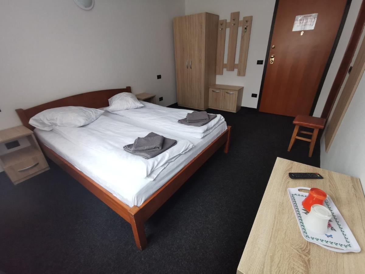 Cabana Cascada Cailor Hotel Borsa  Kültér fotó